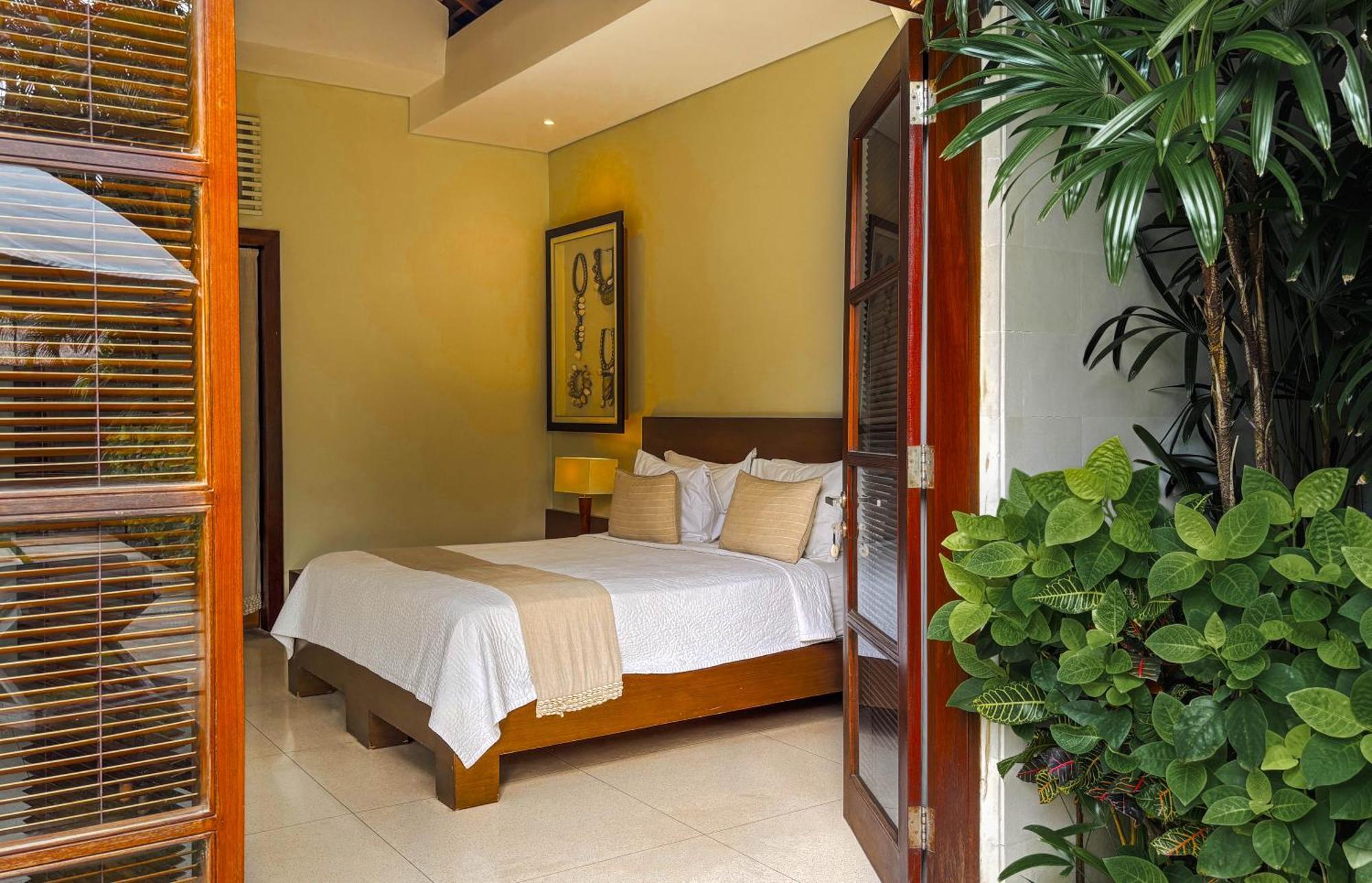 Nyaman Villas Seminyak Esterno foto