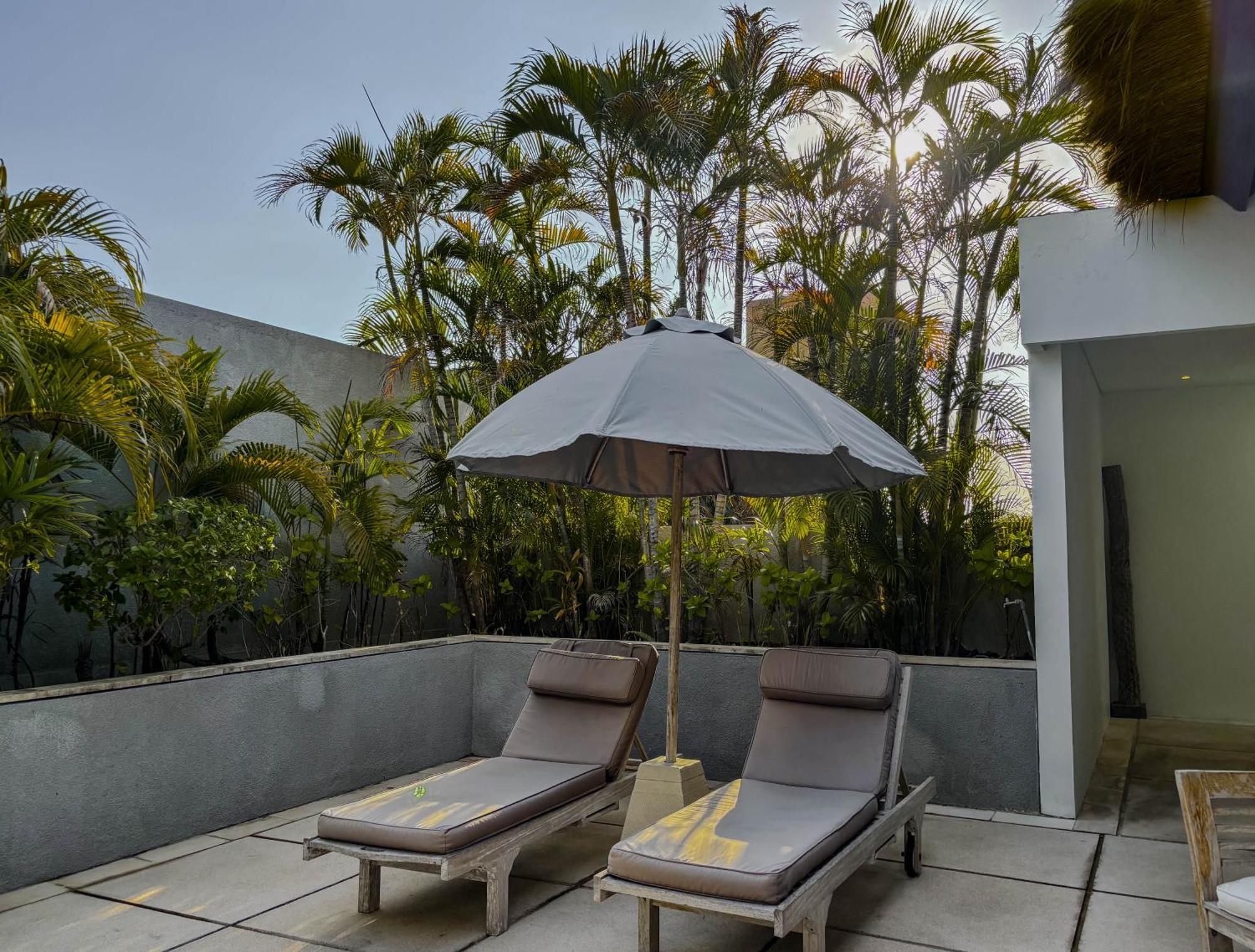 Nyaman Villas Seminyak Esterno foto