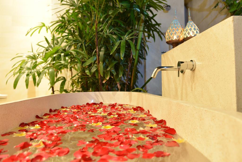 Nyaman Villas Seminyak Esterno foto